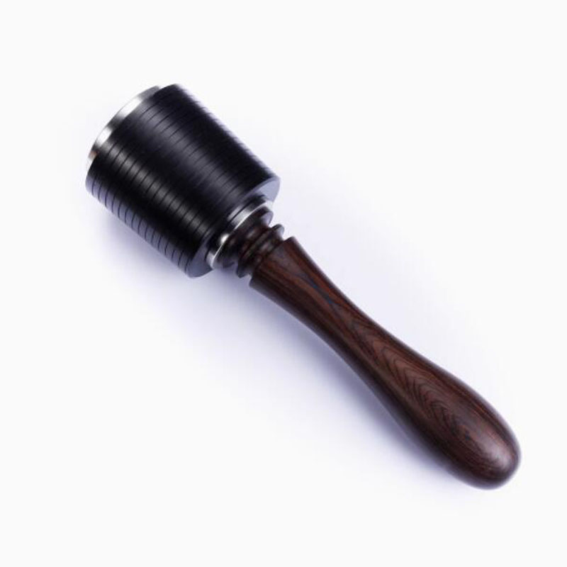Martello artigianale in pelle  - Leatherwork Manual recensione e prezzo